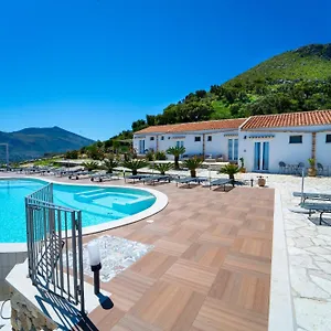 Antica Cascina Del Golfo Hotel